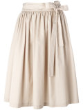 pleated skirt