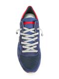 lateral patch sneakers