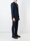 两件款西装