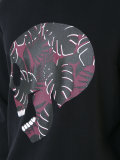 skull print sweatshirt