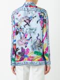 leafs print shirt