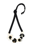geometric petal necklace