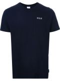 logo饰袋T恤