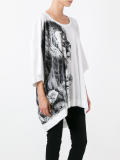 lion print T-shirt 