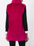 snap fastening gilet