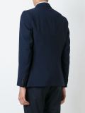 三纽扣西装夹克