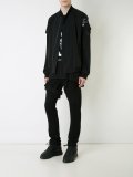 缝饰拼接牛仔裤