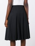 pleated skirt 