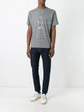slim-fit jeans 