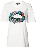 embroidered flowerT-shirt 