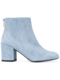 round toe boots