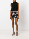 embroidered flower shorts 