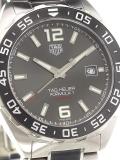 'Formula 1 Calibre 5' analog watch