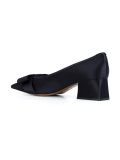 pointed toe pumps