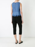sleeveless top 