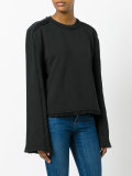 wide sleeve top
