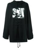 oversized hoodie