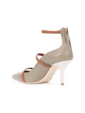 Robyn pumps