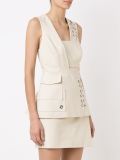 sleeveless fitted blouse