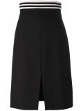 front slit skirt