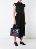 geometric pattern medium tote
