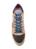 lateral patch sneakers