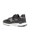 lateral patch sneakers