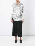 tie fastening shirt
