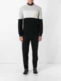 round neck jumper