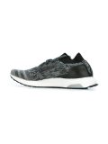 'UltraBOOST Uncaged'板鞋