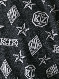 patterned T-shirt