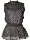 sleeveless blouse 