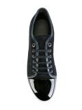 toe cap sneakers