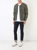 stars print jeans 