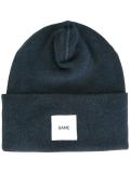 logo patch beanie