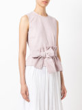bow detail tank