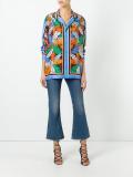 leafs print shirt