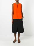central slit skirt 