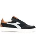 'Elite' sneakers