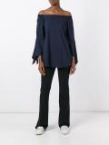 off-the shoulder blouse 