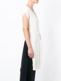 'Isei'上衣