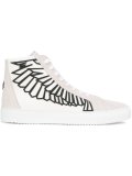 wings print sneakers