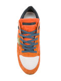 contrast trainers 