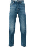 slim fit jeans