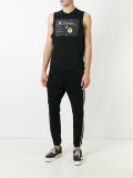 sleeveless car print T-shirt