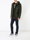 修身牛仔裤