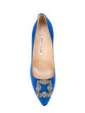 Hangisi pumps