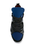 Woody sneakers