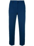 slim-fit cropped trousers