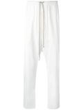 drop-crotch trousers